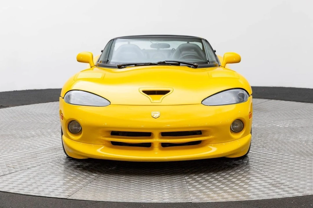 2001 Dodge Viper 2nd Gen - Image 3 of 12