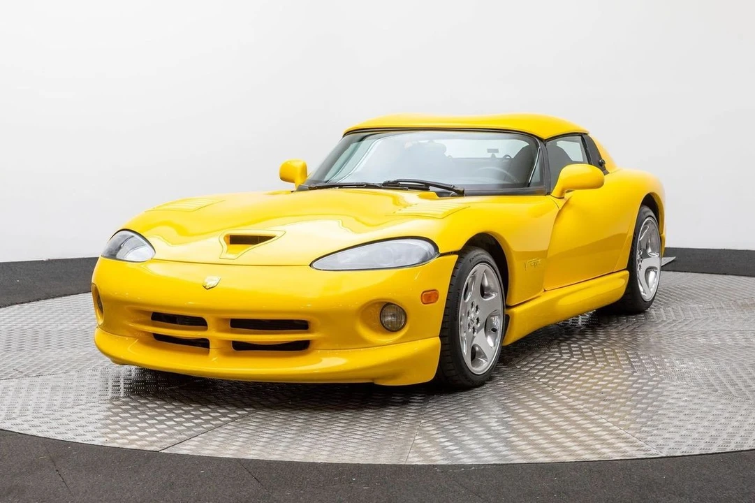 2001 Dodge Viper 2nd Gen - Image 11 of 12