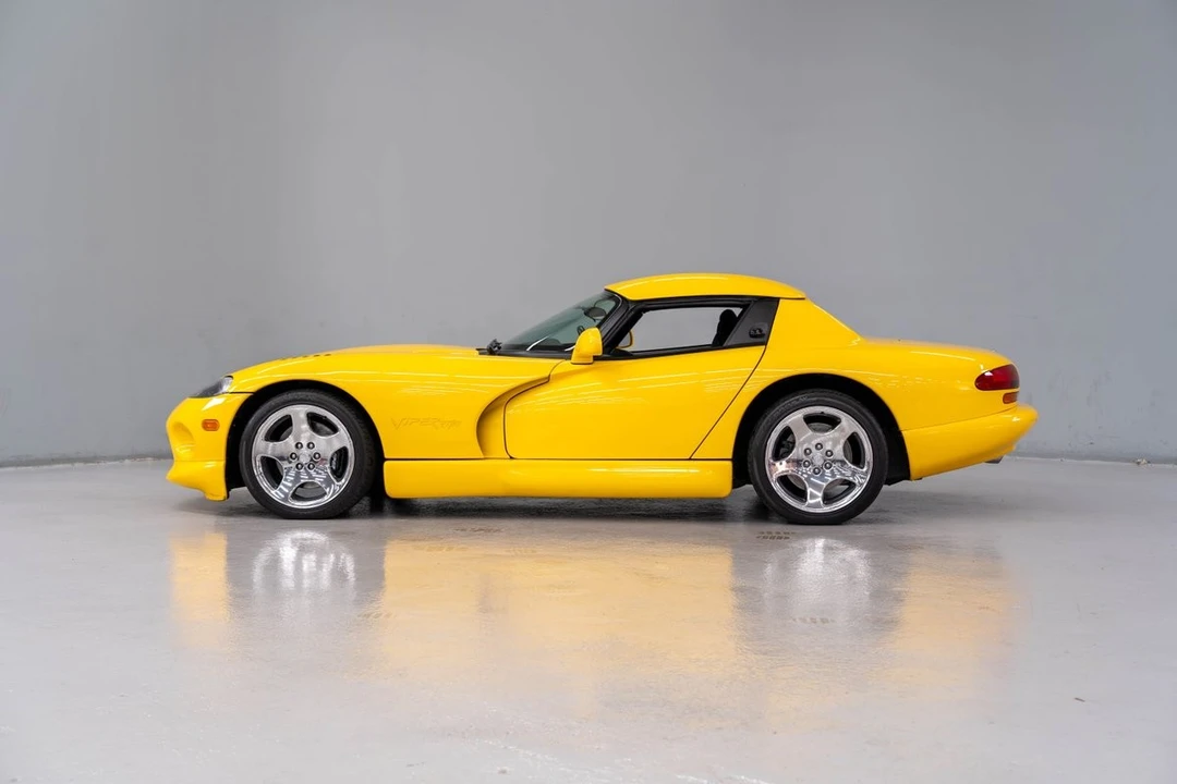 2001 Dodge Viper 2nd Gen - Image 3 of 12