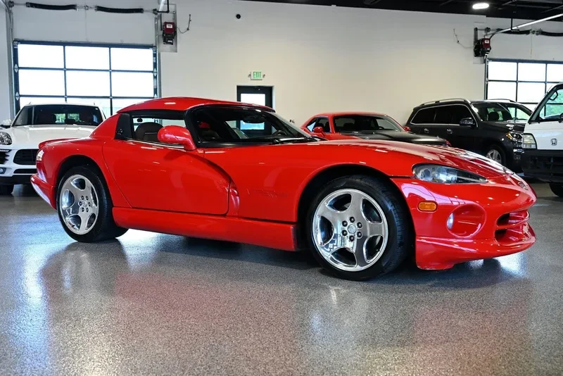 2001 Dodge Viper 2nd Gen - Image 2 of 20