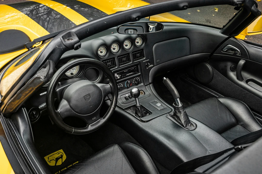2001 Dodge Viper 2nd Gen - Image 4 of 21