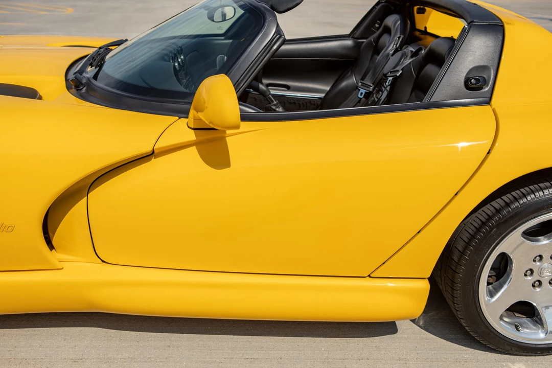 2001 Dodge Viper 2nd Gen - Image 23 of 31