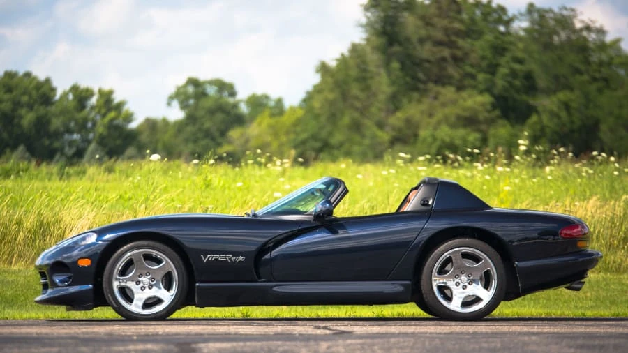 2001 Dodge Viper 2nd Gen - Image 2 of 12