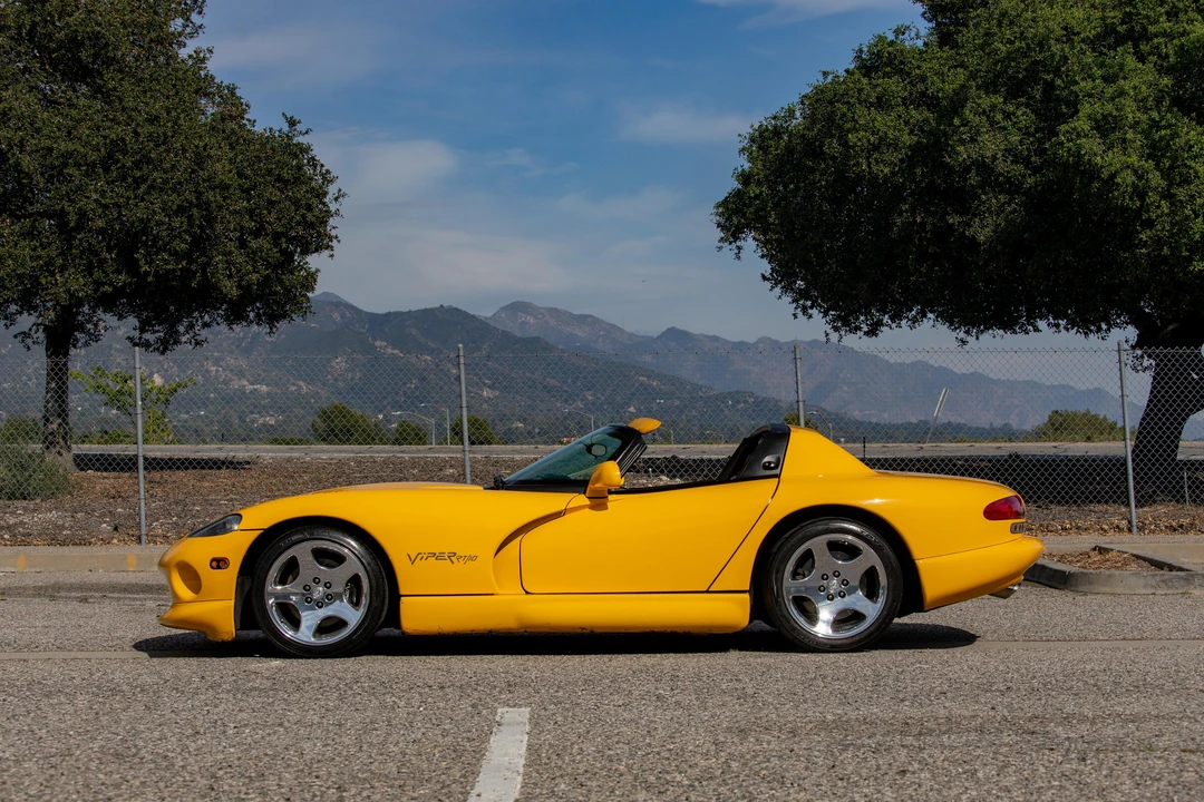 2001 Dodge Viper 2nd Gen - Image 8 of 31