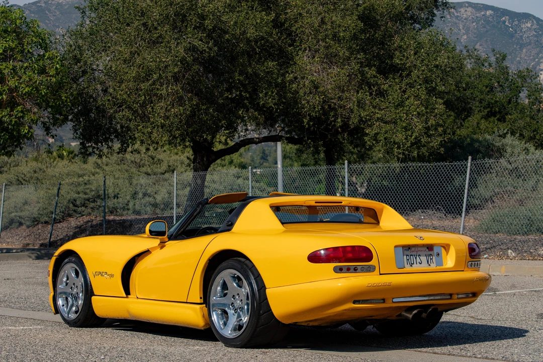 2001 Dodge Viper 2nd Gen - Image 9 of 31