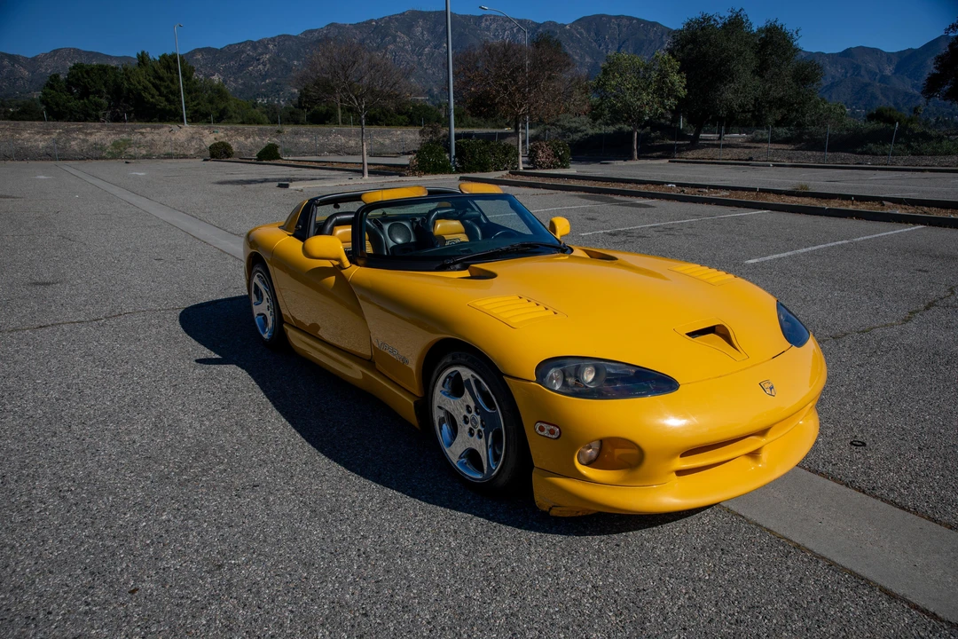 2001 Dodge Viper 2nd Gen - Image 16 of 31