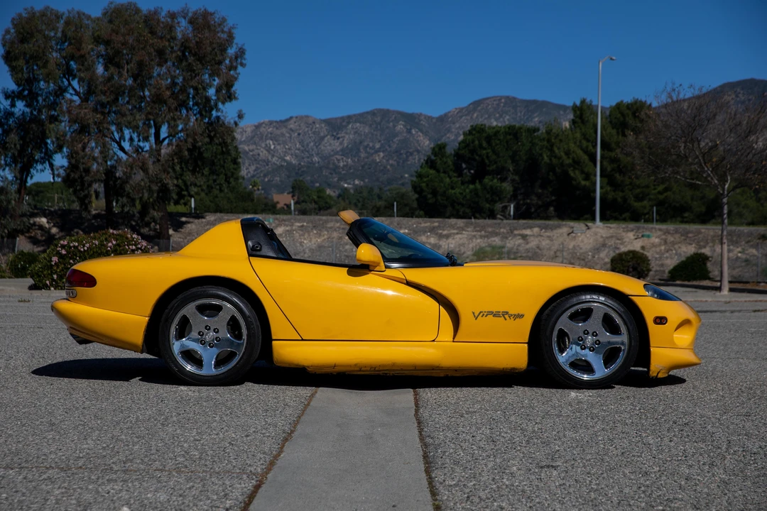 2001 Dodge Viper 2nd Gen - Image 15 of 31