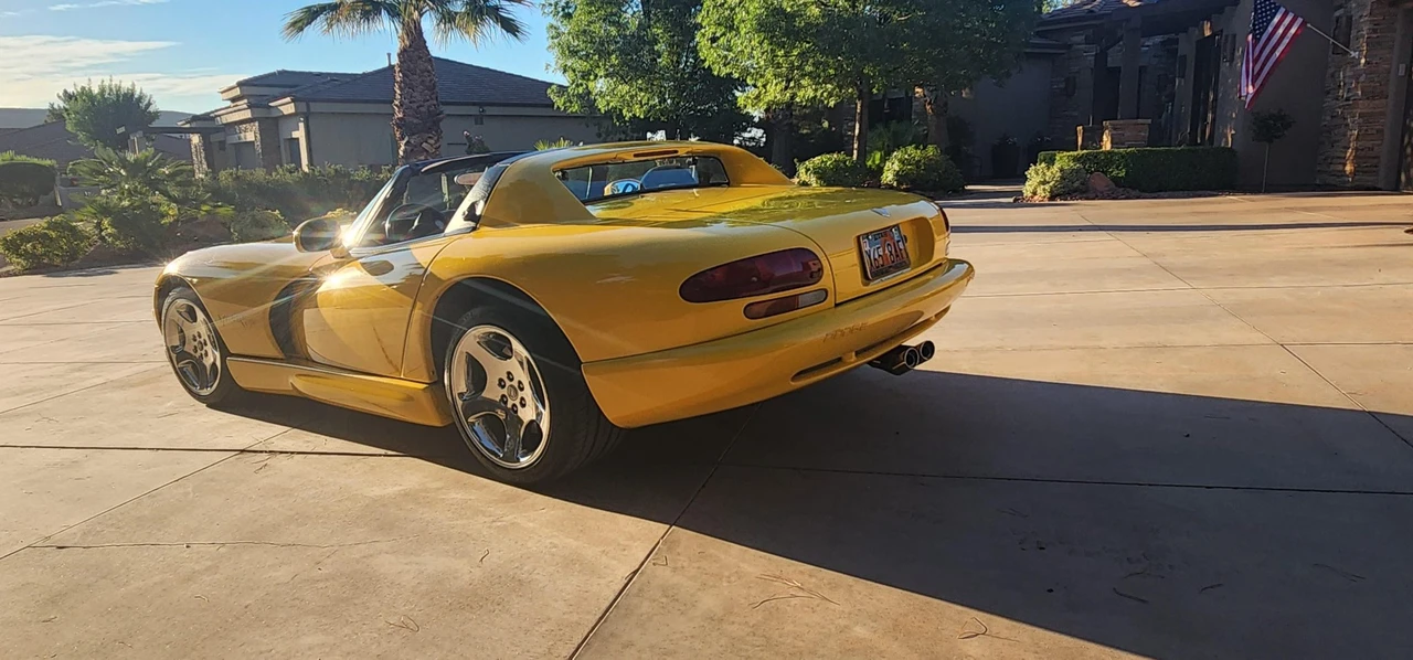 2001 Dodge Viper 2nd Gen - Image 24 of 31