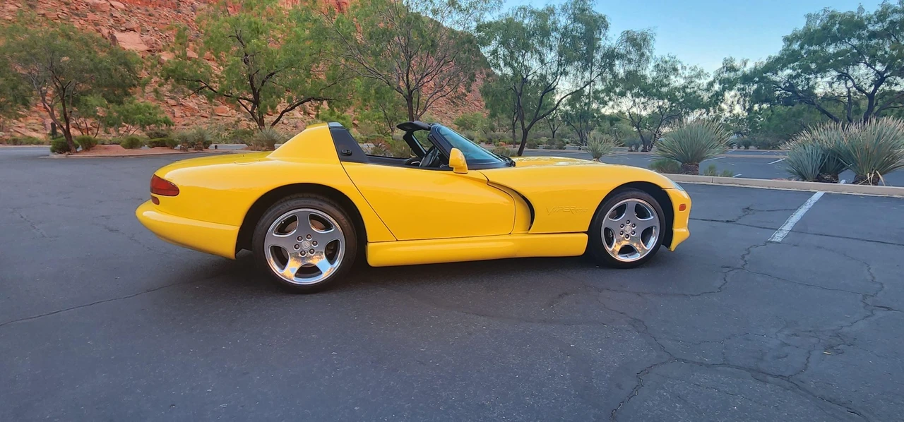 2001 Dodge Viper 2nd Gen - Image 14 of 31