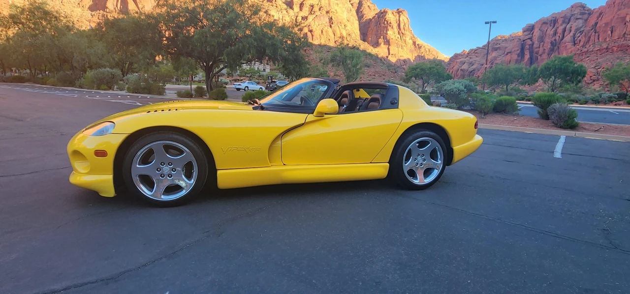 2001 Dodge Viper 2nd Gen - Image 5 of 31
