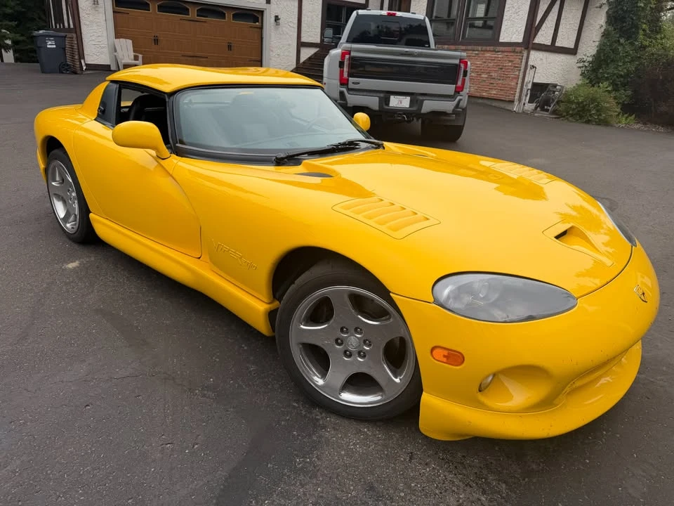 2001 Dodge Viper 2nd Gen - Image 2 of 9