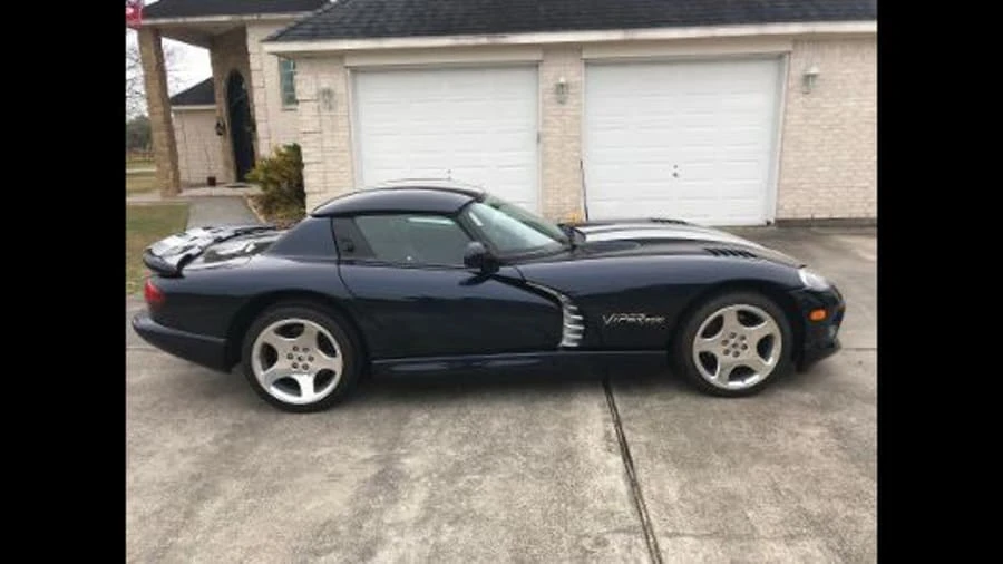 2001 Dodge Viper 2nd Gen - Image 2 of 11