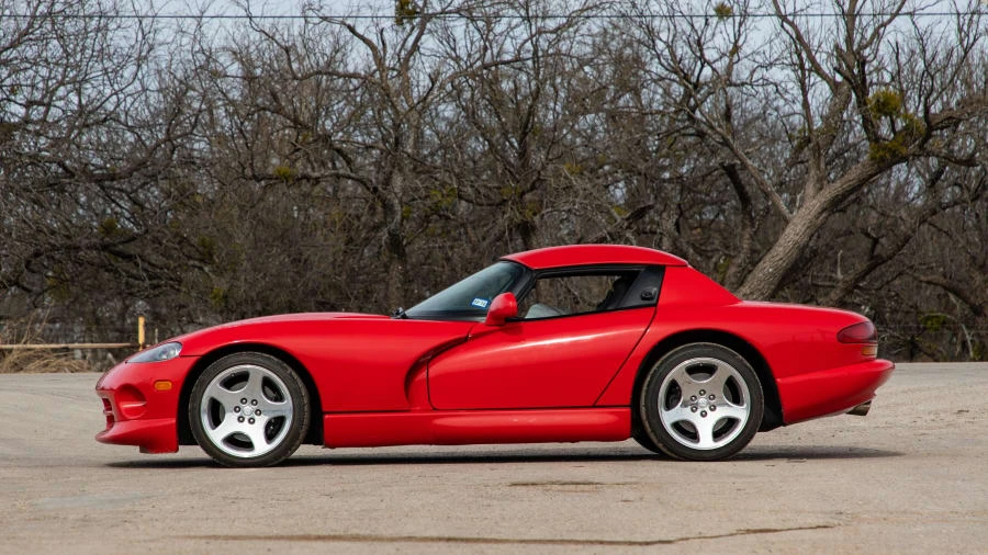 2001 Dodge Viper 2nd Gen - Image 2 of 12