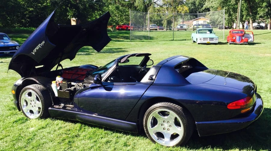 2001 Dodge Viper 2nd Gen - Image 2 of 8