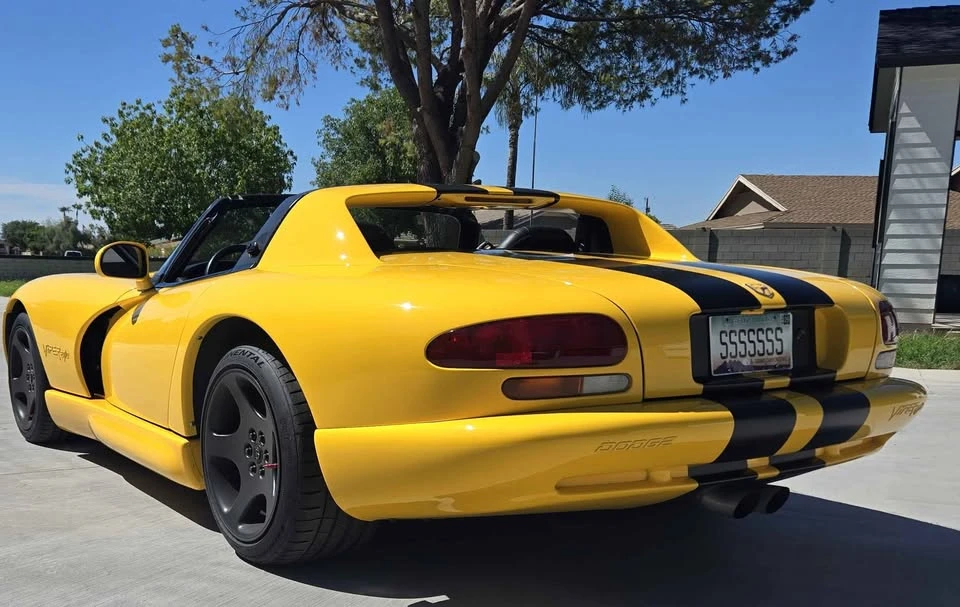 2001 Dodge Viper 2nd Gen - Image 4 of 10