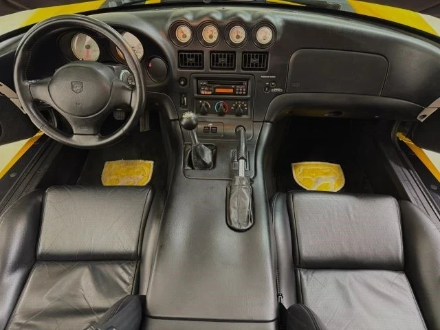 2001 Dodge Viper 2nd Gen - Image 2 of 12
