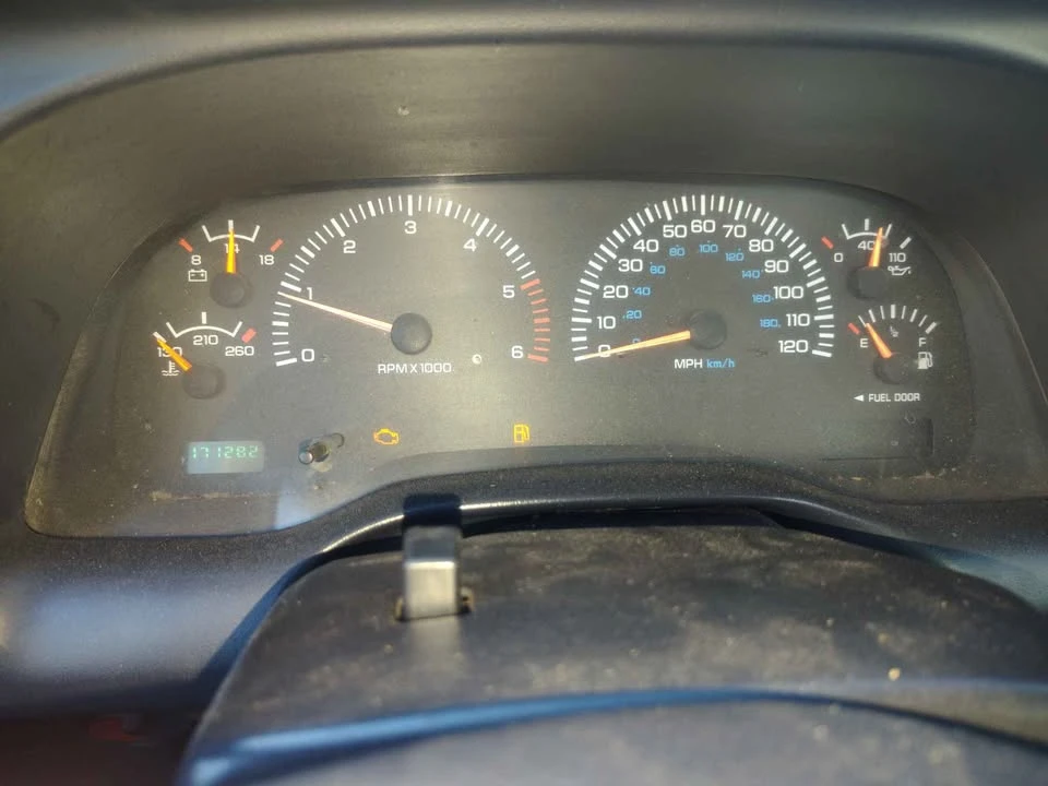2001 Dodge Magnum - Image 4 of 6