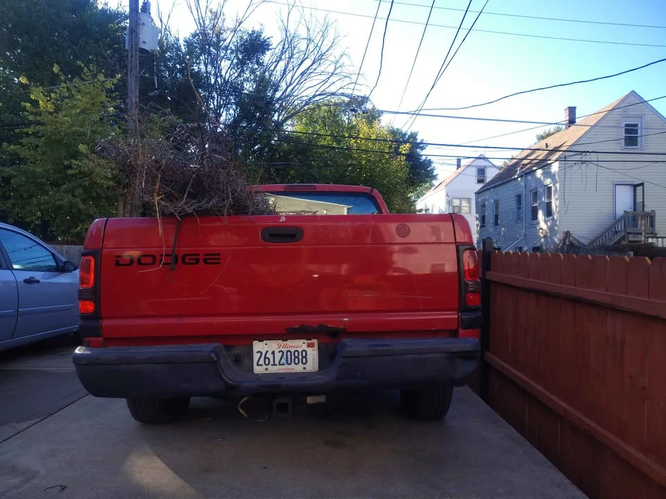 2001 Dodge Magnum - Image 2 of 6