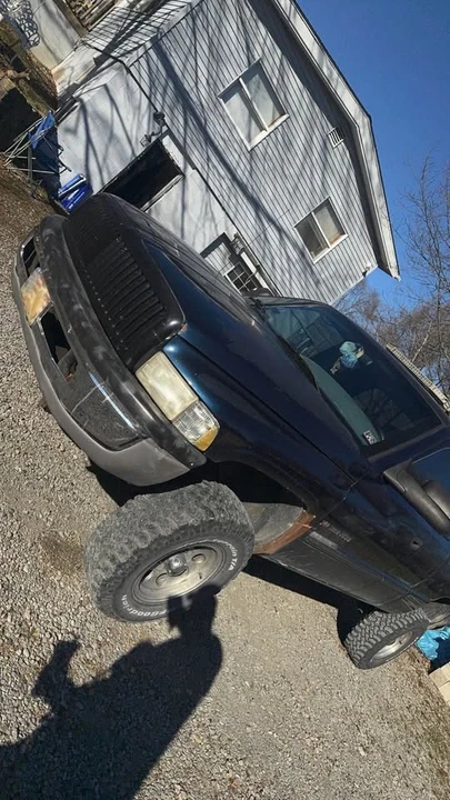 2001 Dodge Ram 2nd Gen - Image 2 of 15