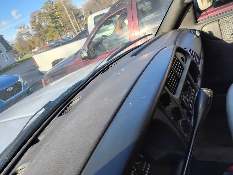 2001 Dodge Ram 2nd Gen - Image 9 of 13