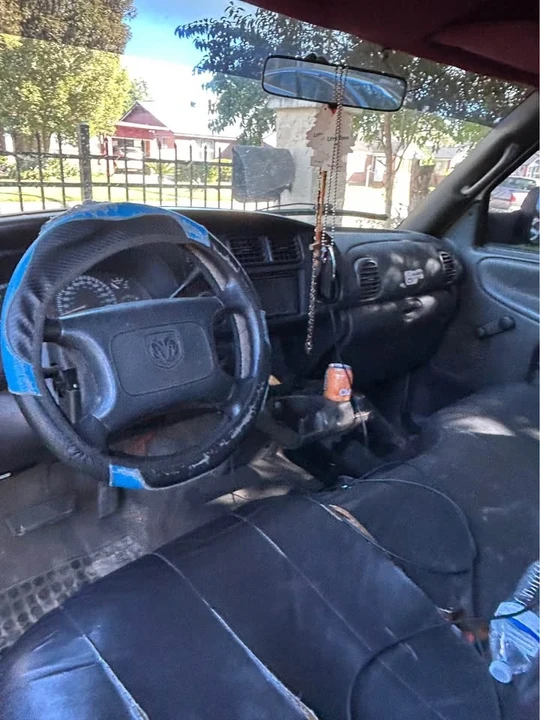 2001 Dodge Ram 2nd Gen - Image 2 of 2