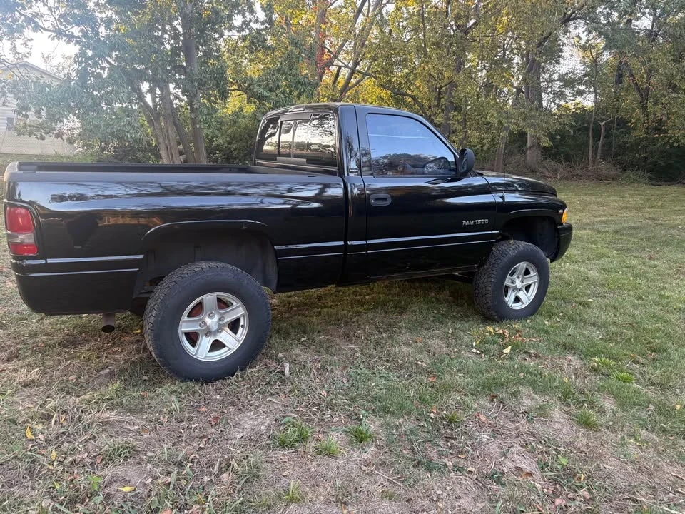 2001 Dodge Ram 2nd Gen - Image 2 of 7