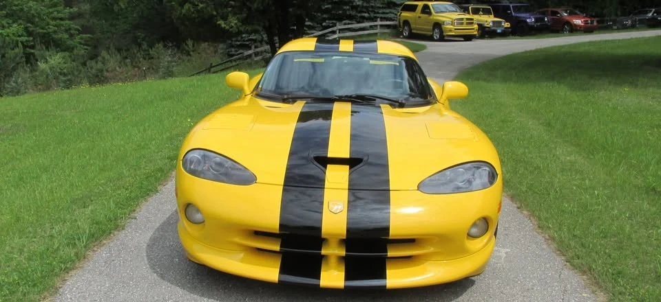 2001 Dodge Viper 2nd Gen - Image 2 of 18