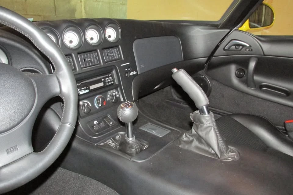 2001 Dodge Viper 2nd Gen - Image 10 of 18