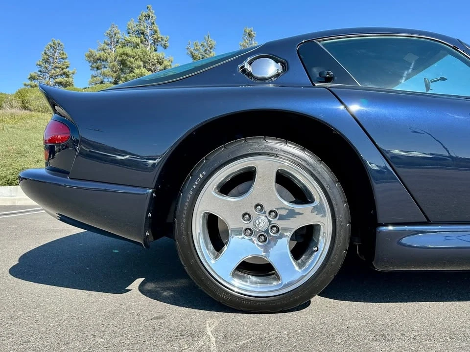 2001 Dodge Viper 2nd Gen - Image 18 of 20