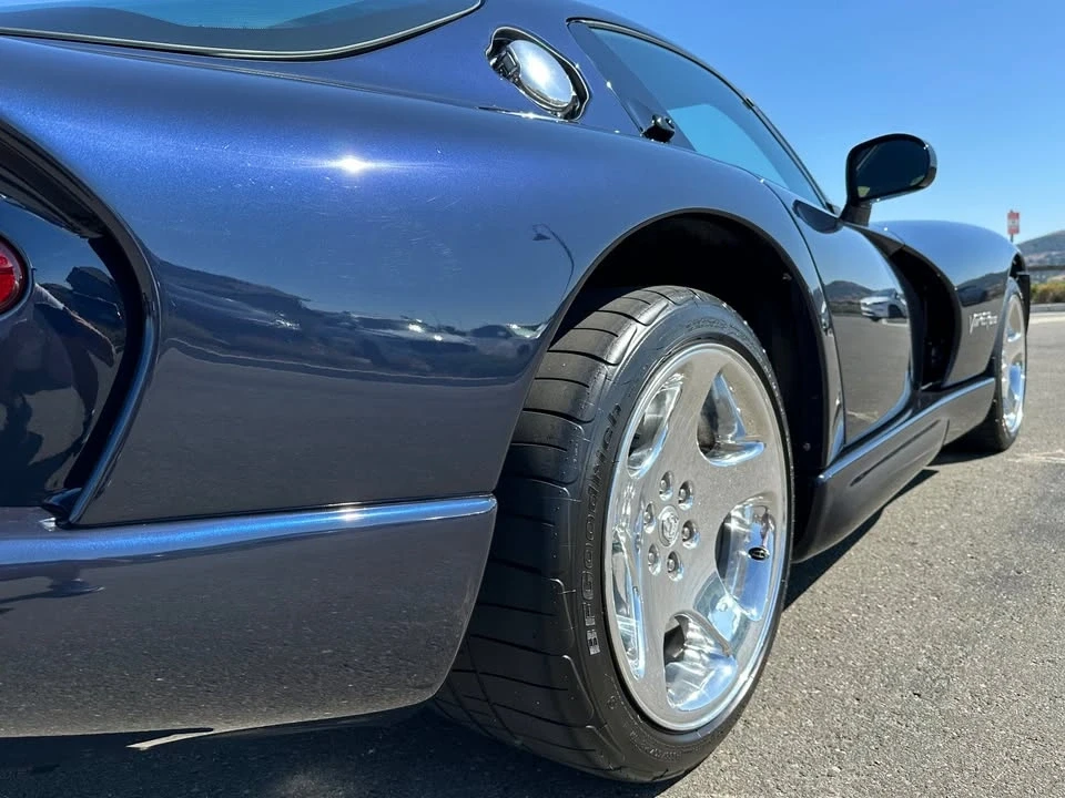 2001 Dodge Viper 2nd Gen - Image 14 of 20