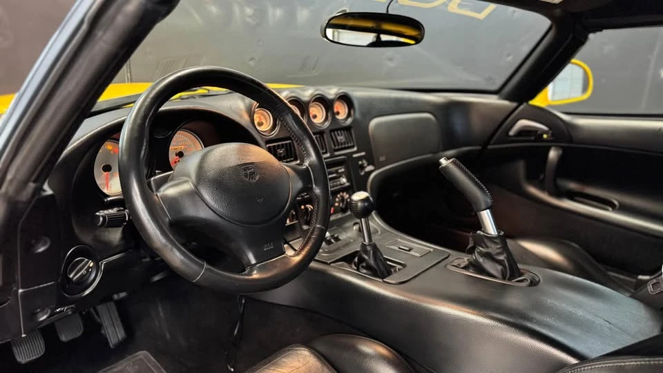 2001 Dodge Viper 2nd Gen - Image 5 of 12