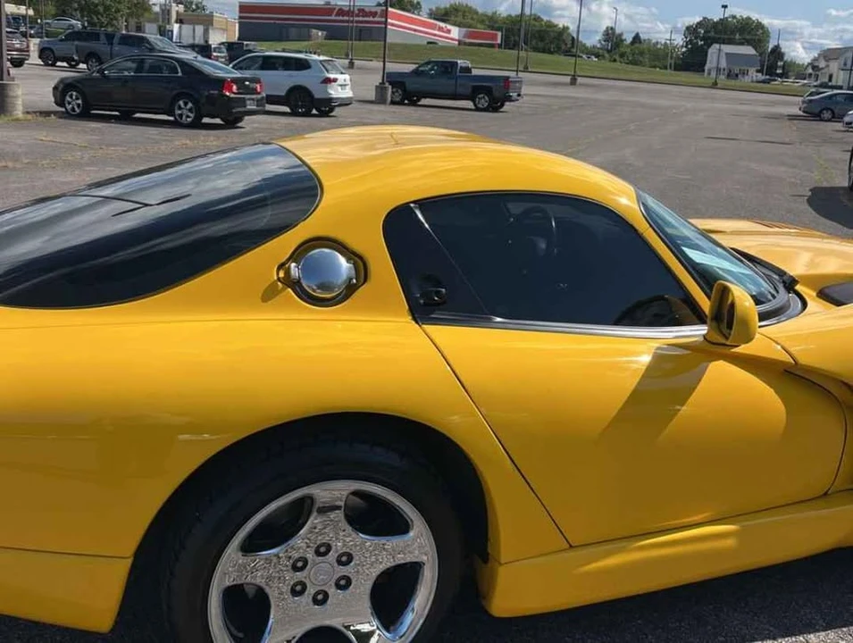 2001 Dodge Viper 2nd Gen - Image 7 of 11