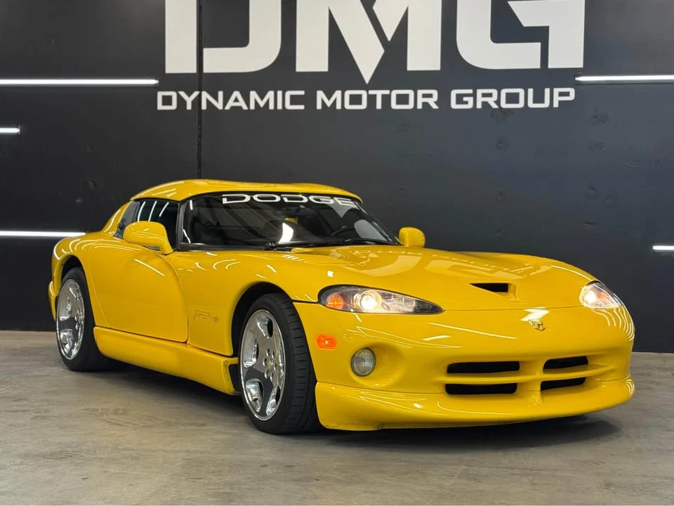 2001 Dodge Viper 2nd Gen - Image 2 of 12