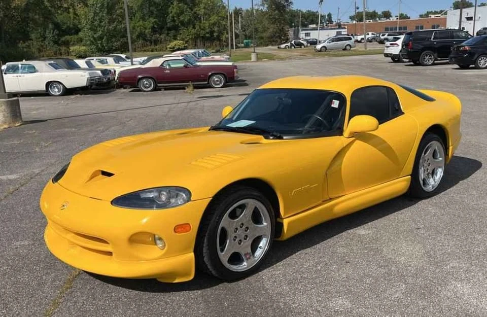 2001 Dodge Viper 2nd Gen - Image 4 of 11