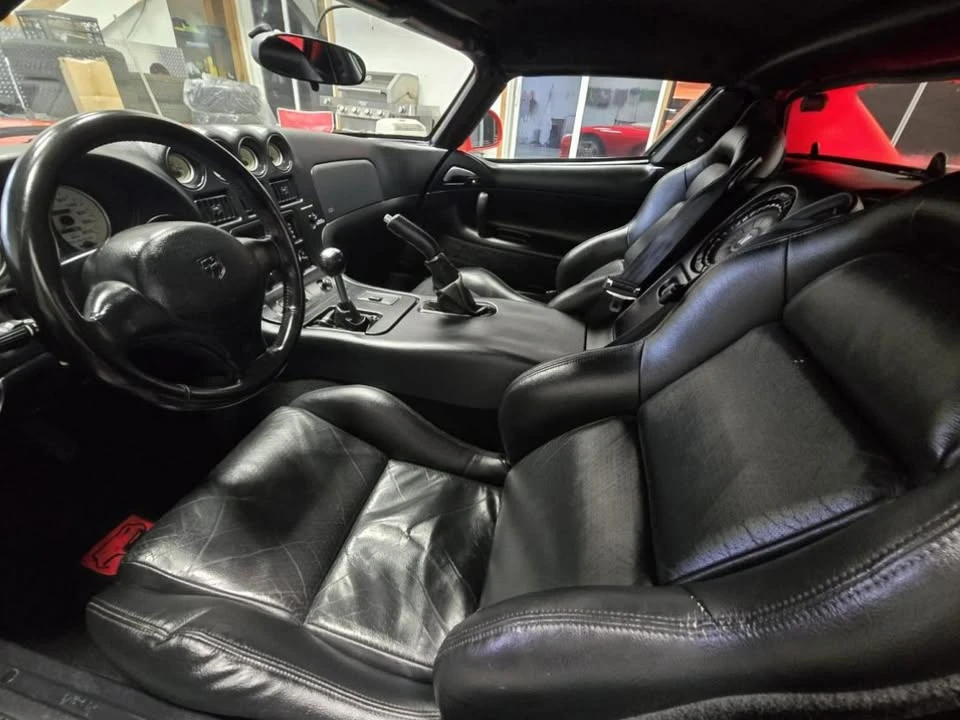 2001 Dodge Viper 2nd Gen - Image 10 of 11