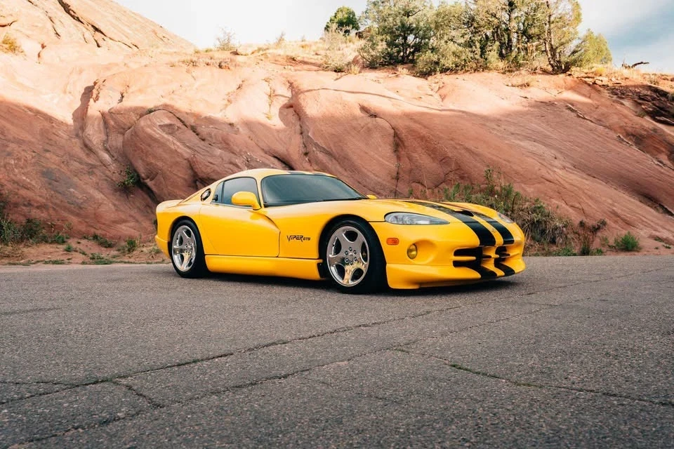2001 Dodge Viper GTS 2nd Gen - Image 3 of 12