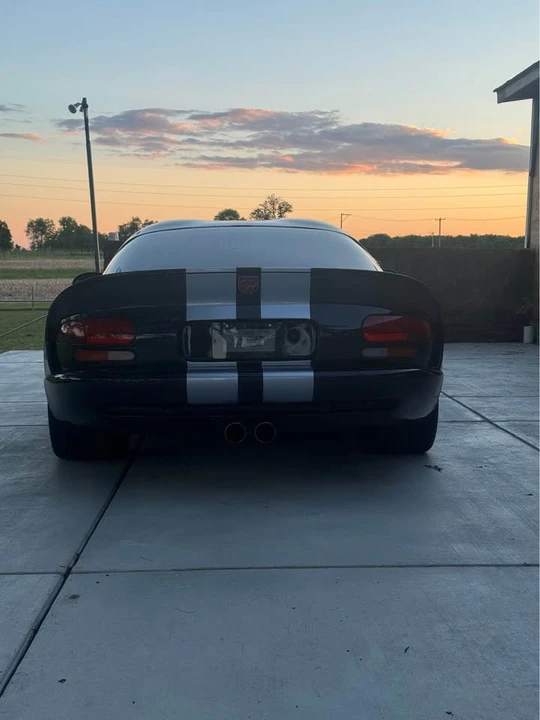 2001 Dodge Viper GTS 2nd Gen - Image 4 of 6