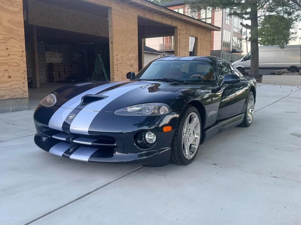 2001 Dodge Viper GTS 2nd Gen - Image 3 of 6