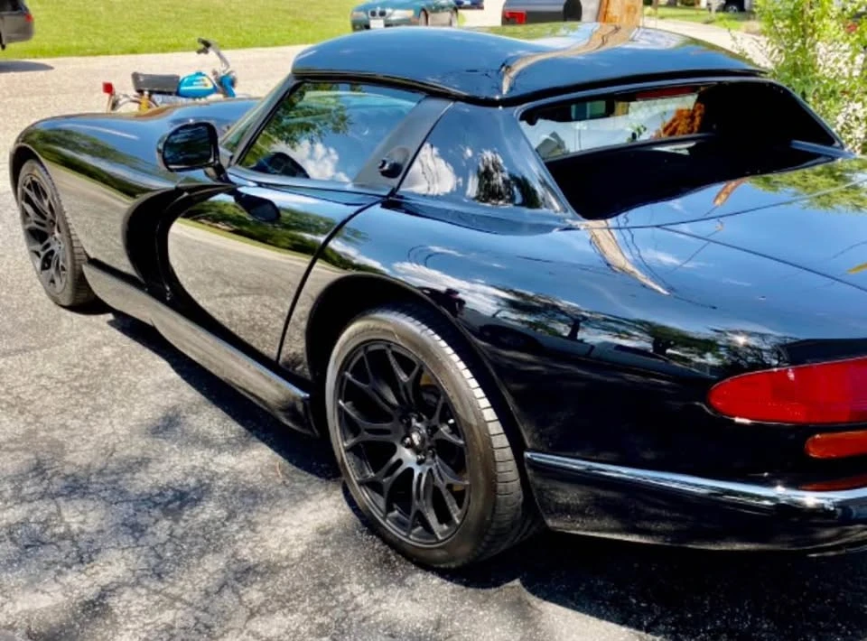 2001 Dodge Viper 2nd Gen - Image 17 of 20