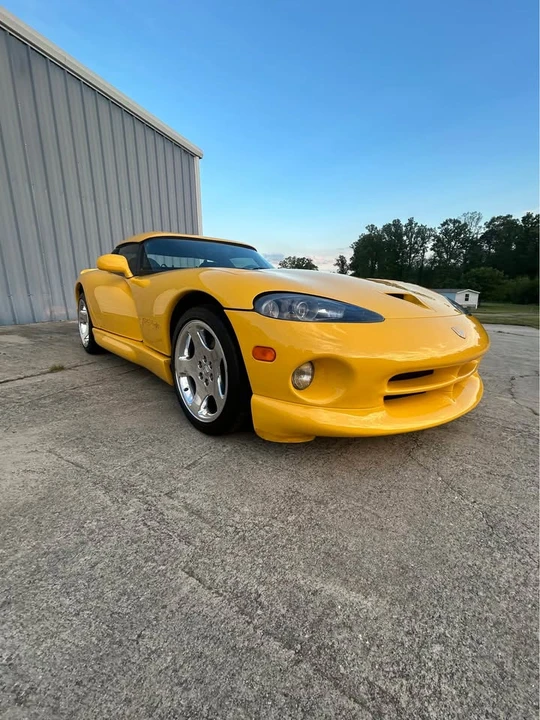 2001 Dodge Viper 2nd Gen - Image 4 of 8