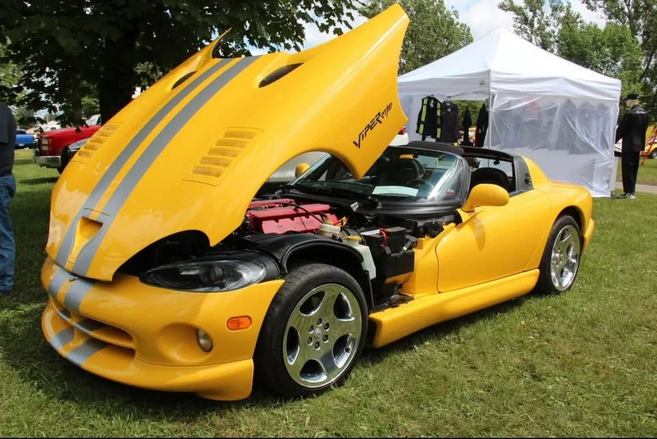 2001 Dodge Viper 2nd Gen - Image 9 of 11