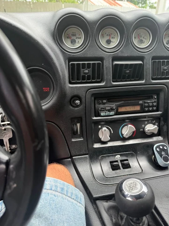 2001 Dodge Viper 2nd Gen - Image 4 of 11