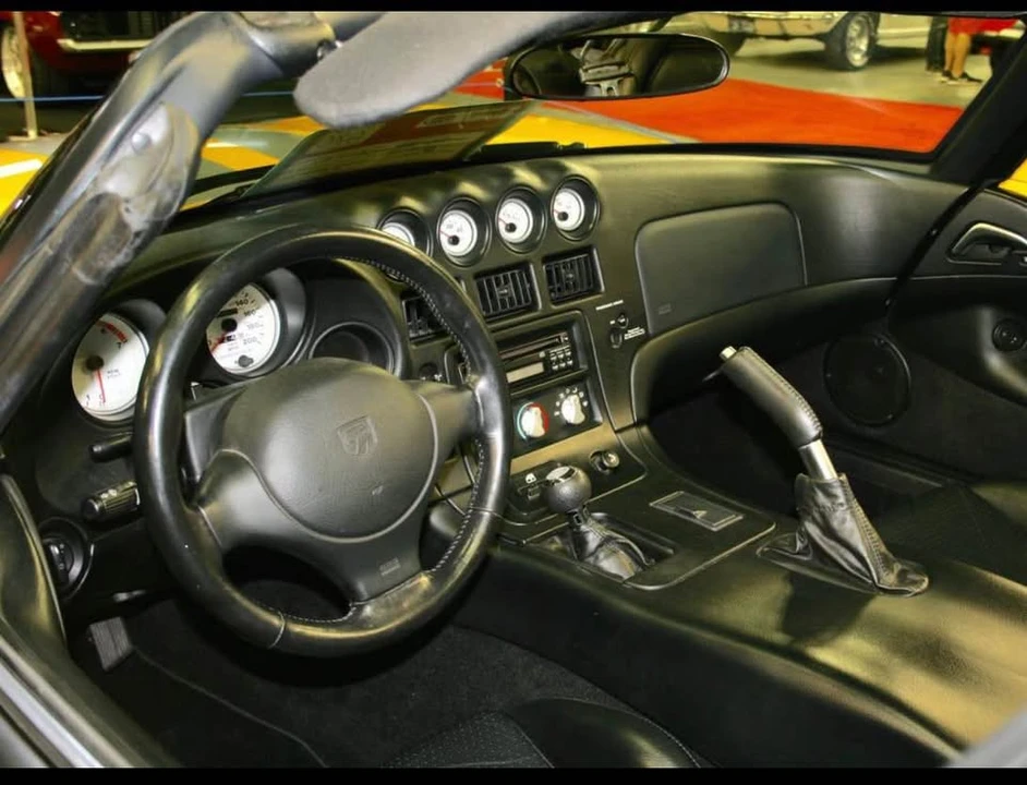 2001 Dodge Viper 2nd Gen - Image 11 of 11