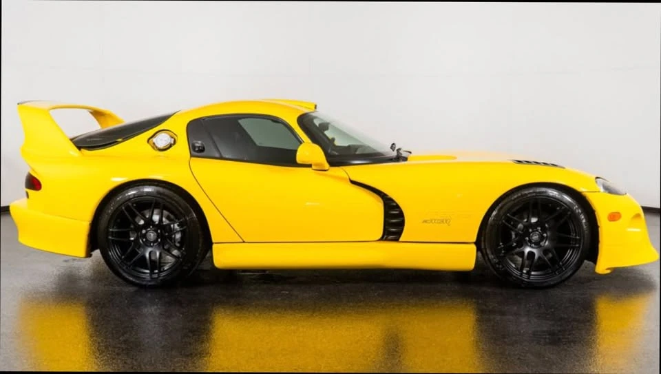 2001 Dodge Viper ACR 2nd Gen - Image 4 of 15
