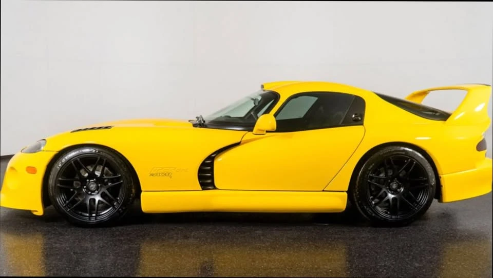 2001 Dodge Viper ACR 2nd Gen - Image 12 of 15