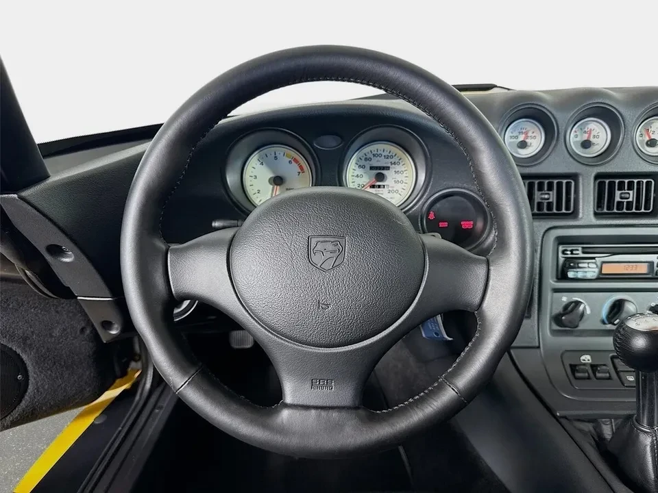 2001 Dodge Viper GTS 2nd Gen - Image 12 of 19