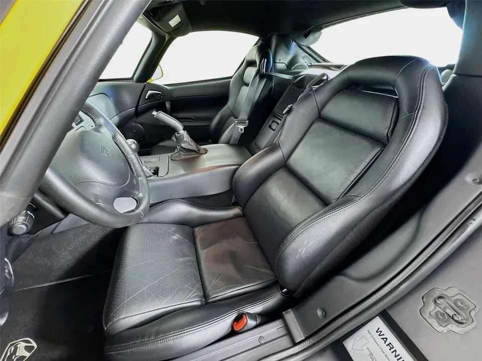 2001 Dodge Viper GTS 2nd Gen - Image 11 of 19