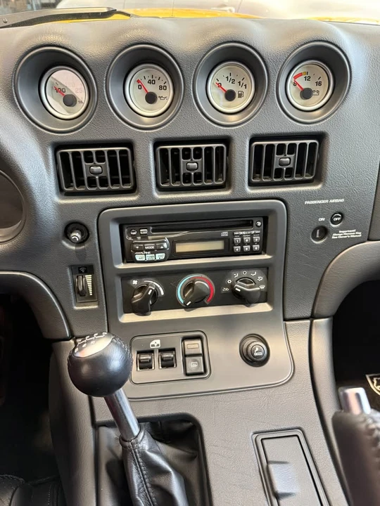 2001 Dodge Viper GTS 2nd Gen - Image 11 of 20