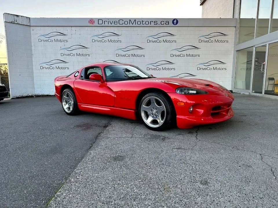 2001 Dodge Viper GTS 2nd Gen - Image 2 of 18