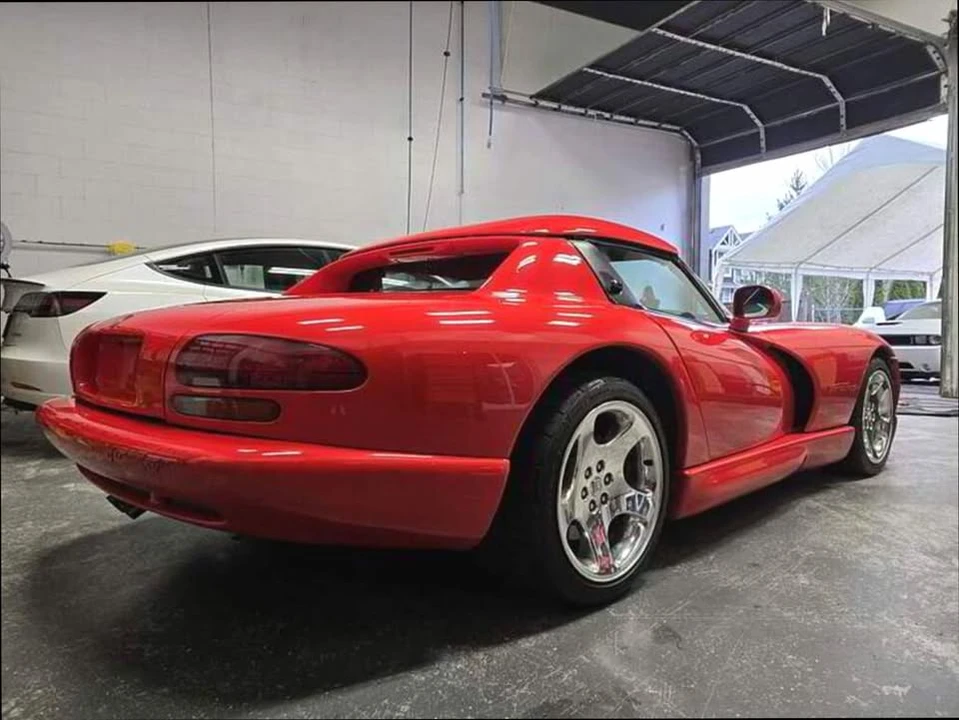 2001 Dodge Viper 2nd Gen - Image 5 of 9